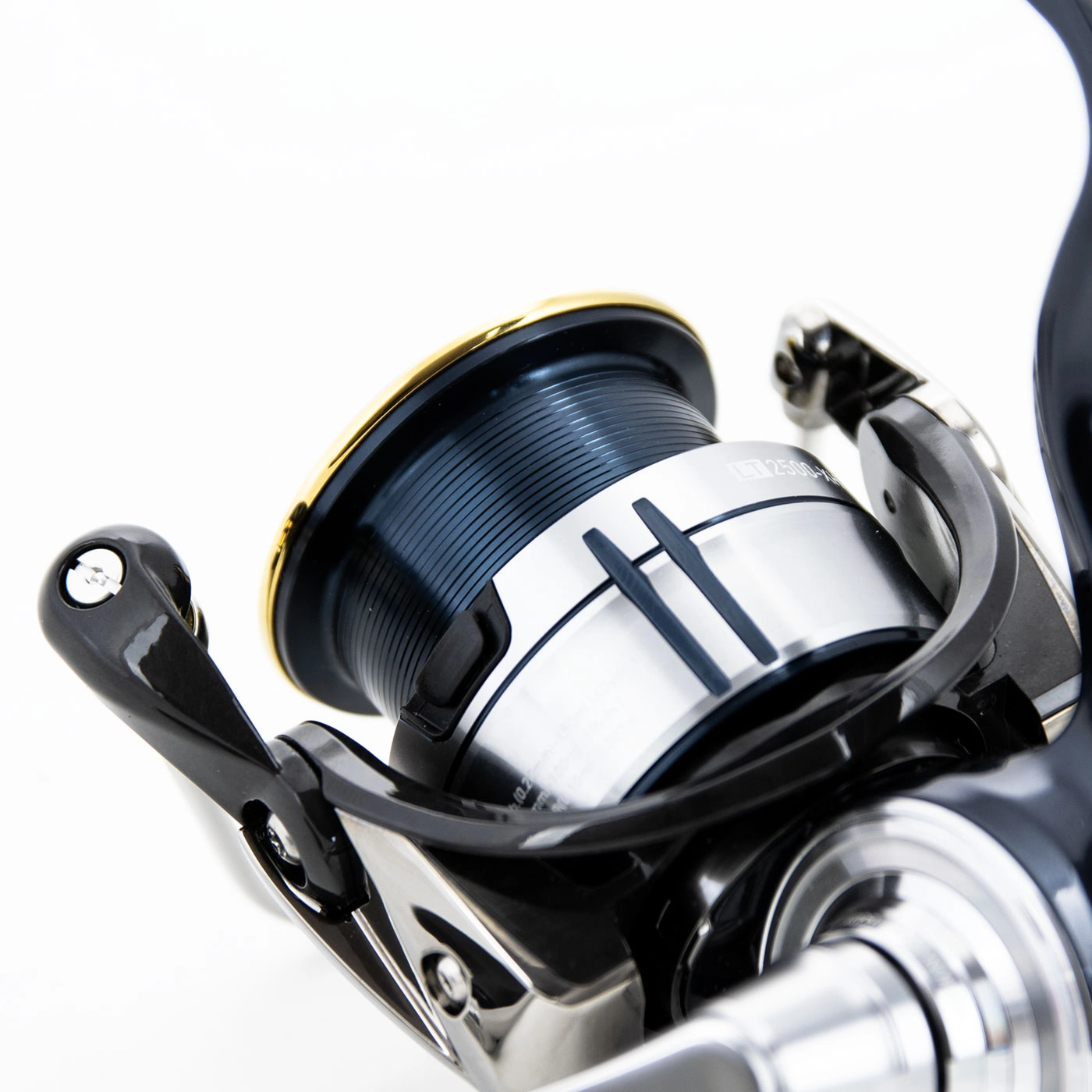 Daiwa 19 Certate- LT 2500D