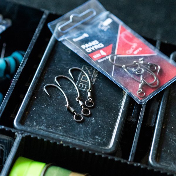 Nash Fang Gyro Micro Barbed